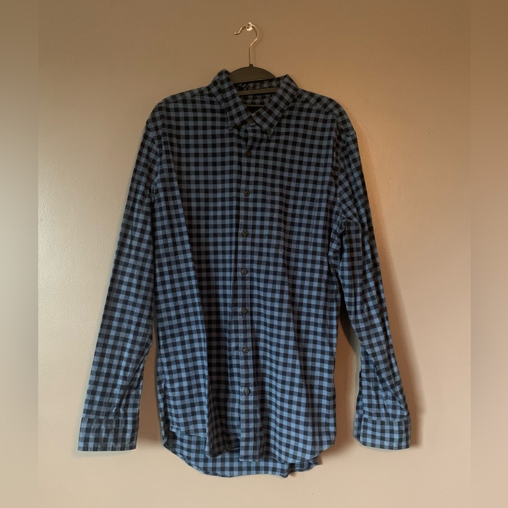 American Eagle Blue Plaid Button Down